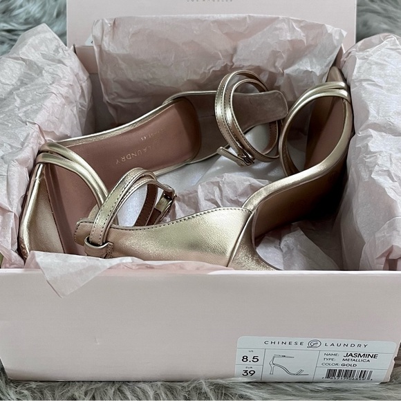 NIB Chinese Laundry Jasmine Ankle Strap Dress Sandal in Gold Women’s Size 8.5 - Picture 6 of 7